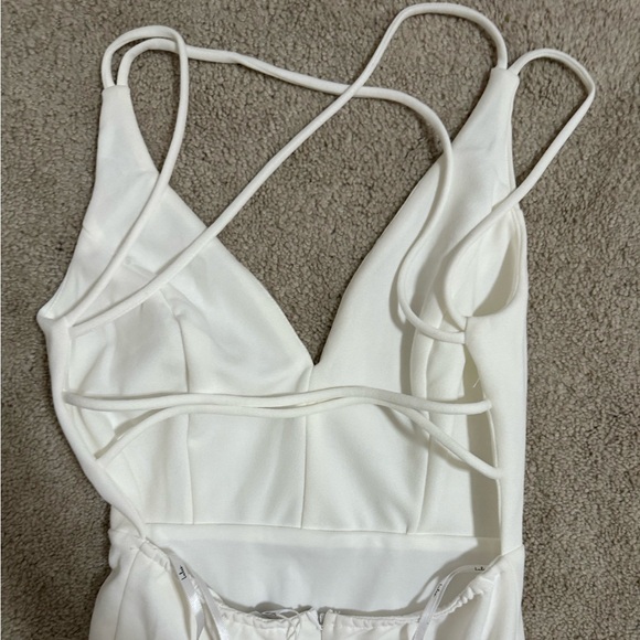 WEDDING DRESS 🫶 💍💒 ✨ - Picture 2 of 5